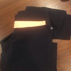 Lululemon yoga pants
